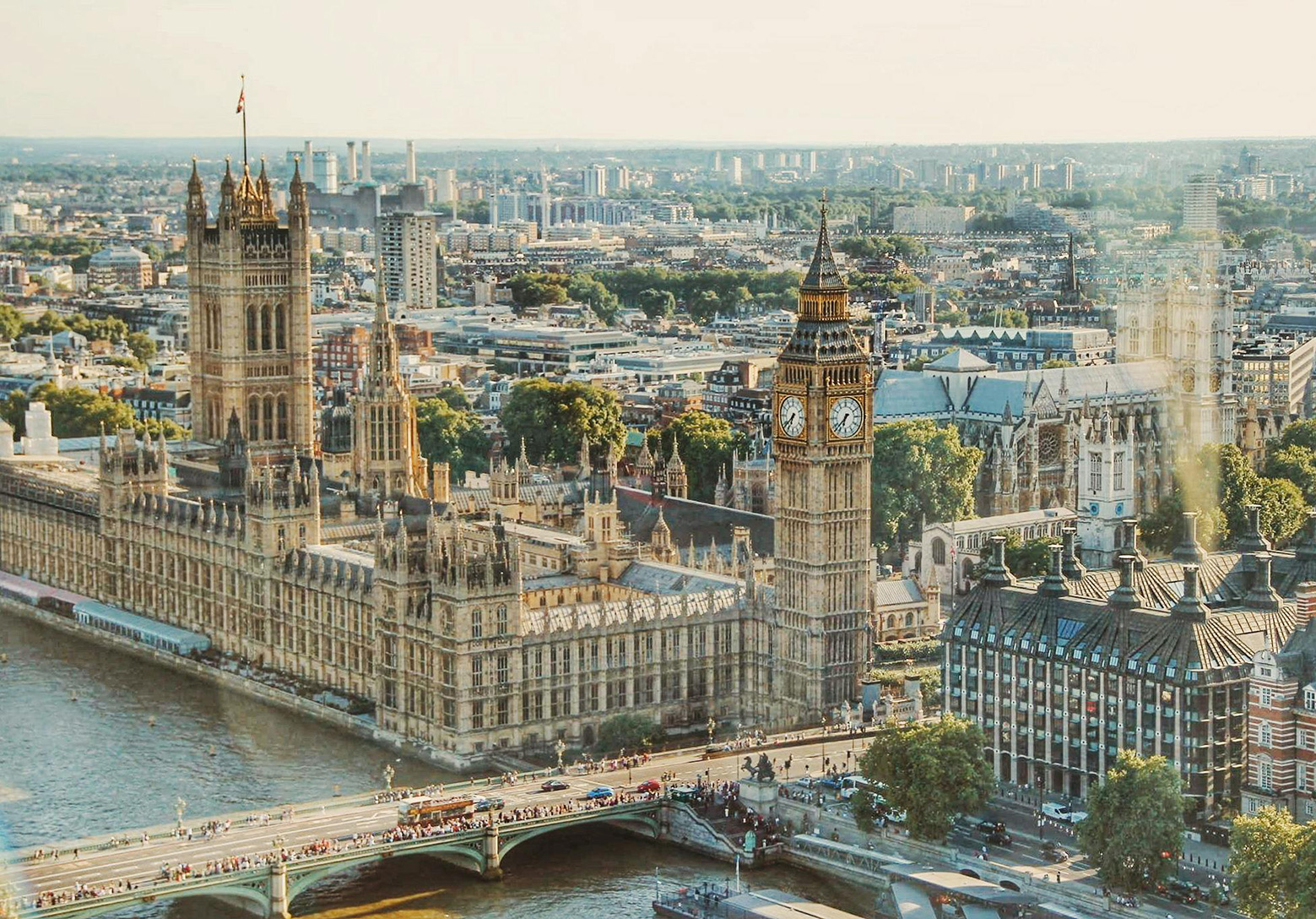 A view of Biig Ben, The Houses of Parliament and Westminster bridge, showing that Living in Westminster brings a wealth of history to your doorstep