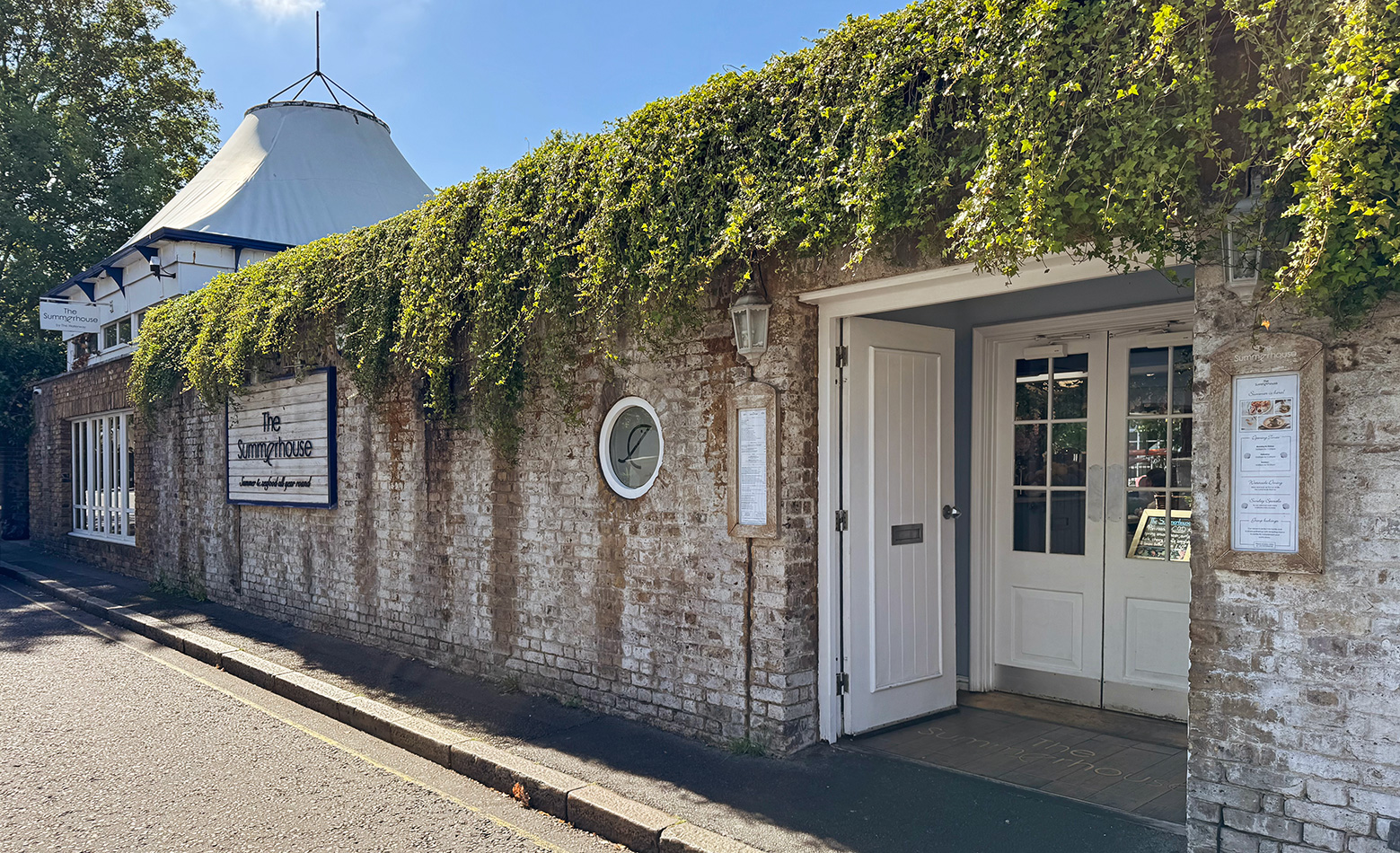 The front entrance of The Summerhouse reataurant