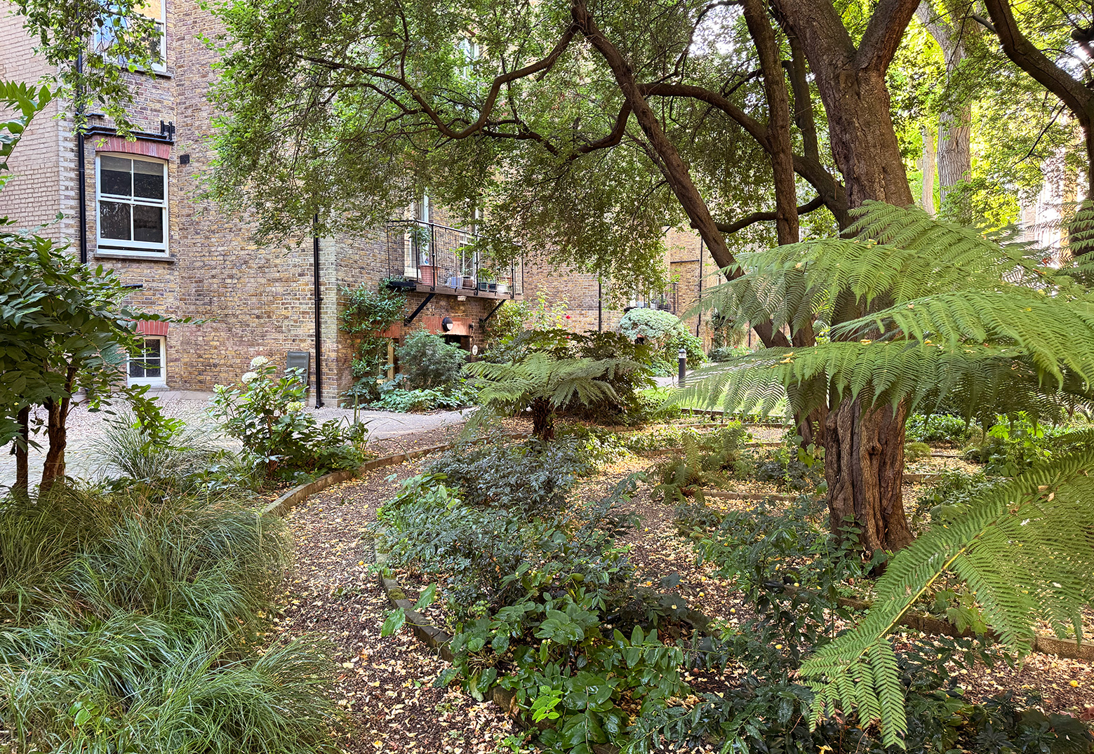 The Morshead Mansions communal garden